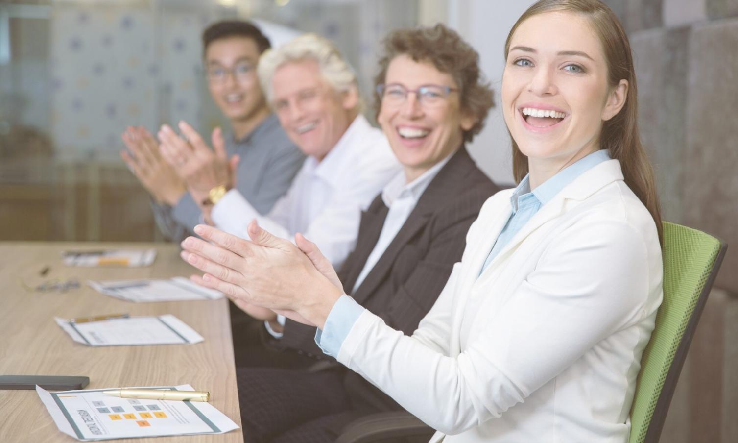 Ambiente di lavoro professionale dove affrontiamo insieme il cambiamento